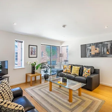 12 Stonegate Court *