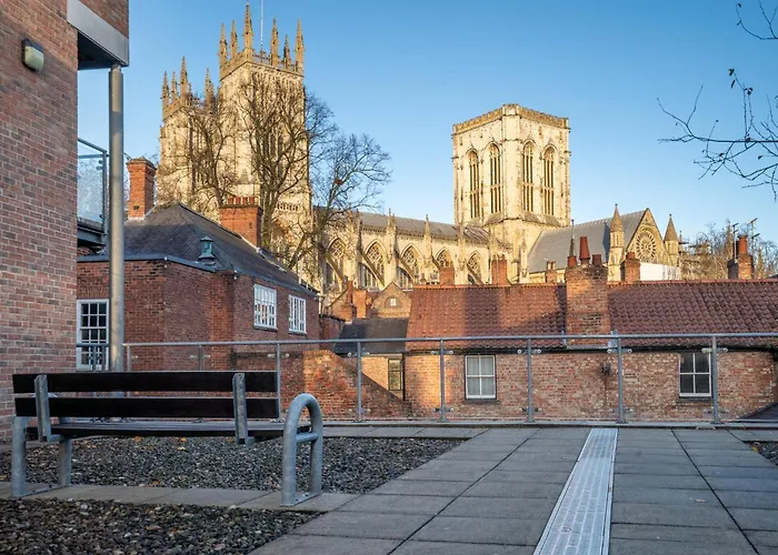 12 Stonegate Court *