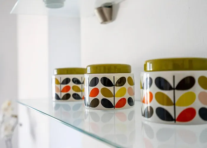 Апартаменты 12 Stonegate Court